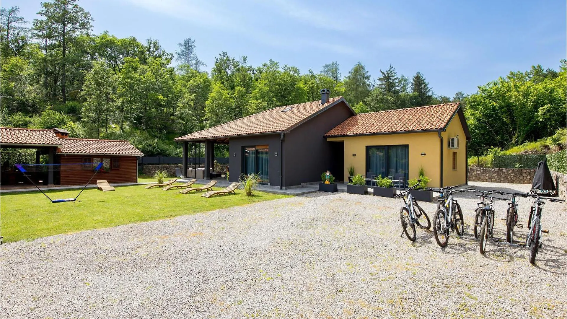 3 Bedroom Nice Home In Klana